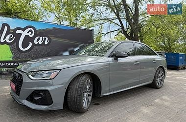 Audi A4  2021