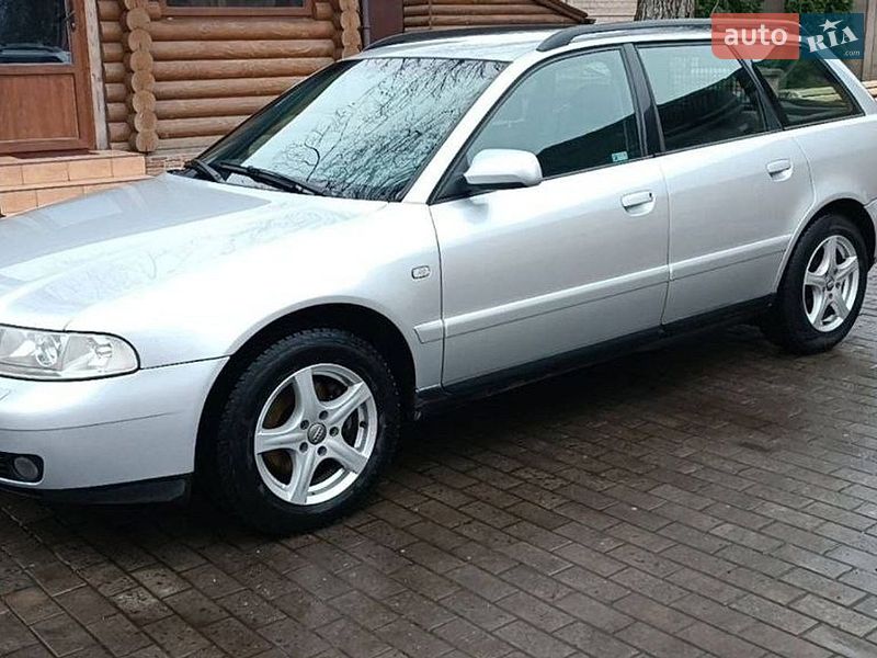 Универсал Audi A4 2001 в Карнауховке