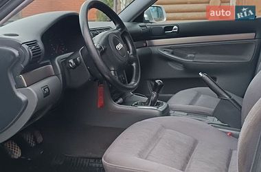 Универсал Audi A4 2001 в Карнауховке