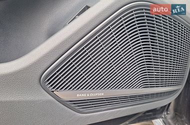 Седан Audi A4 2017 в Киеве
