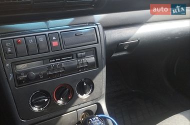 Седан Audi A4 1996 в Ровно