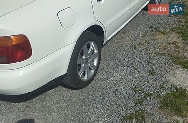 Седан Audi A4 1996 в Ровно