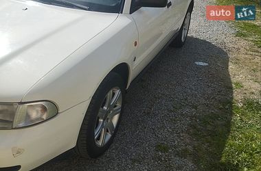 Седан Audi A4 1996 в Ровно