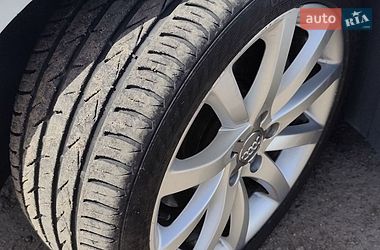 Седан Audi A4 2012 в Чернигове