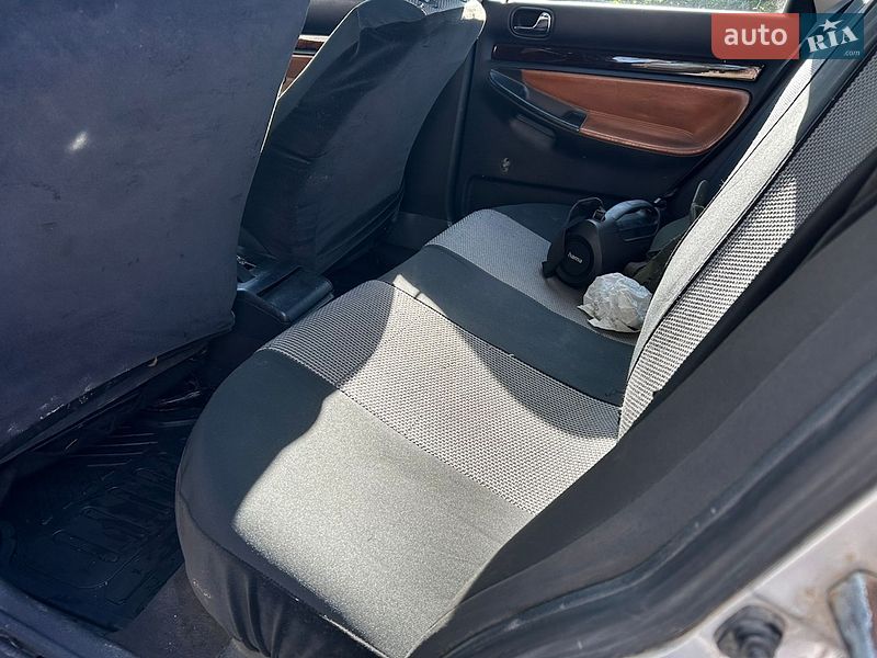 Седан Audi A4 1997 в Хмельницком