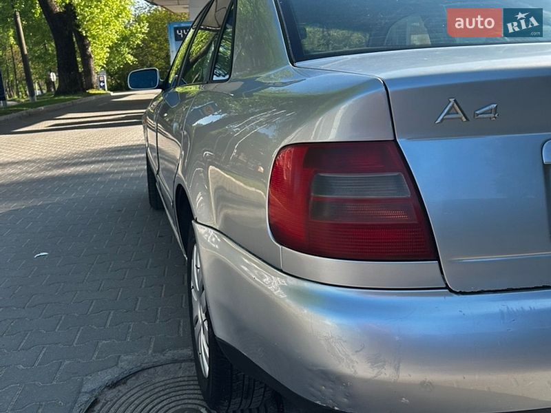 Седан Audi A4 1997 в Хмельницком