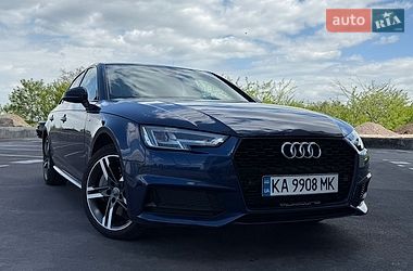 Седан Audi A4 2017 в Киеве