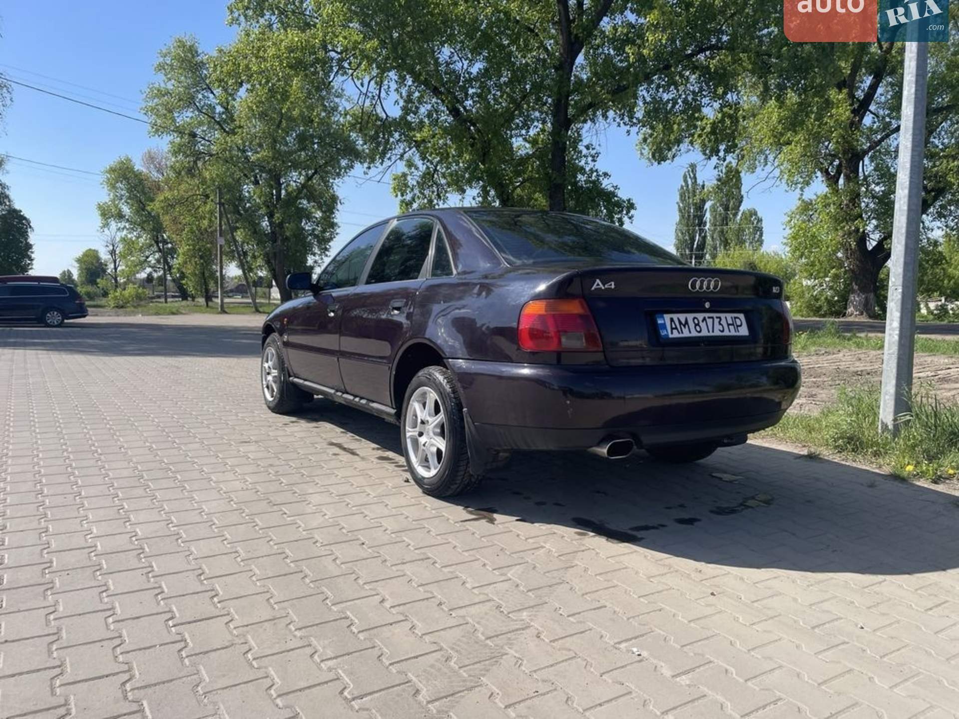 Audi A4 1996 VIN WAUZZZ8DZTA063067 фото оголошення 4 з 4