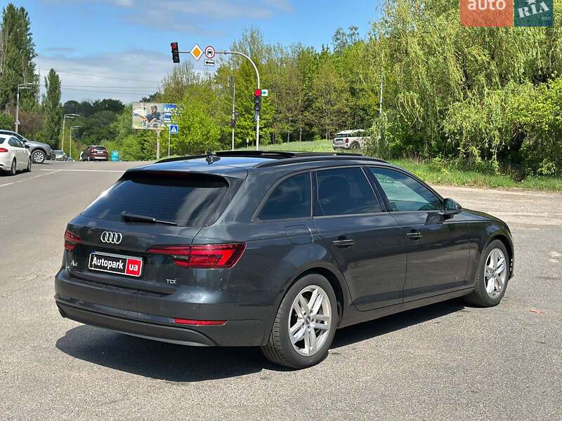 Универсал Audi A4 2018 в Киеве