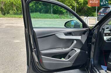 Универсал Audi A4 2018 в Киеве