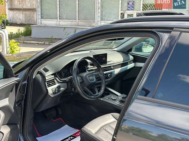 Универсал Audi A4 2018 в Киеве