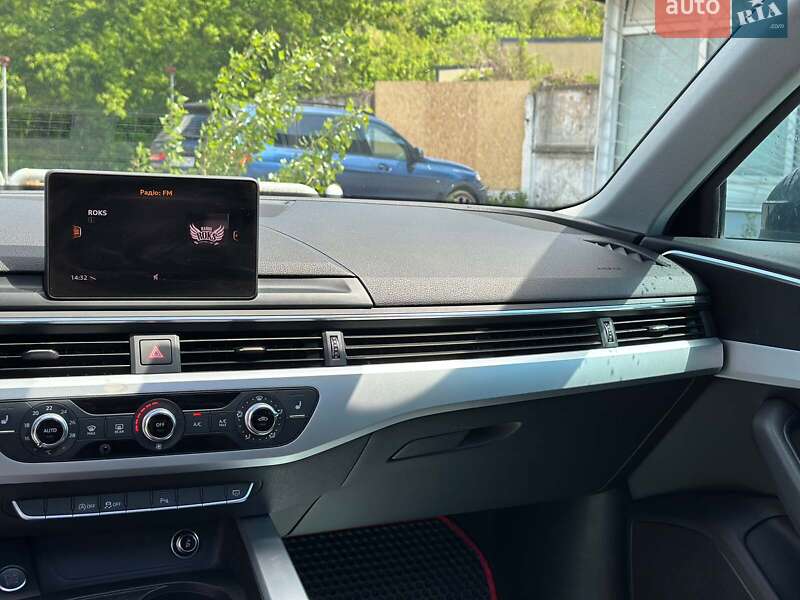 Универсал Audi A4 2018 в Киеве