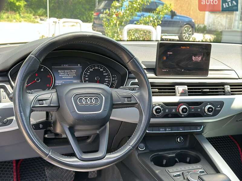 Универсал Audi A4 2018 в Киеве