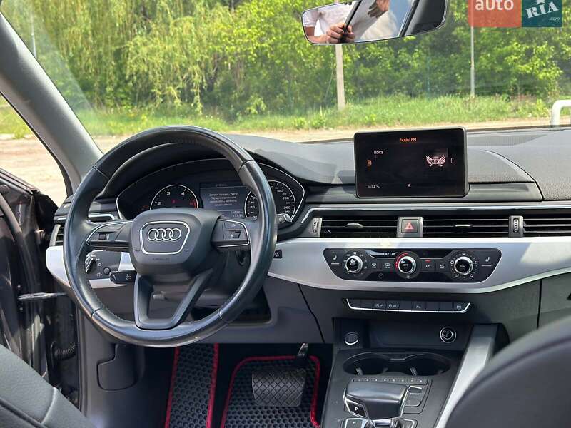 Универсал Audi A4 2018 в Киеве