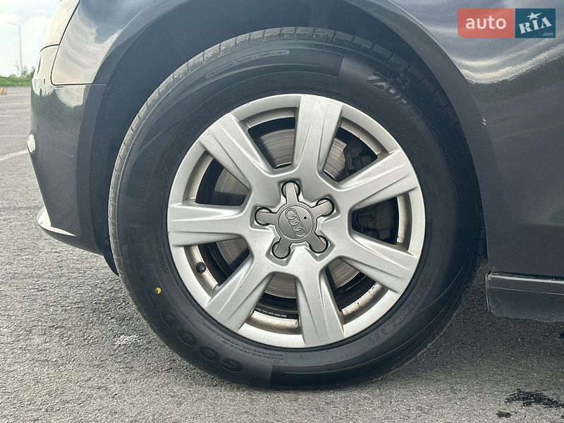 Универсал Audi A4 2010 в Львове