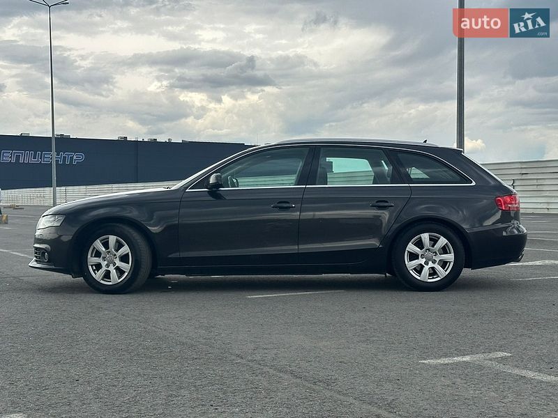 Универсал Audi A4 2010 в Львове