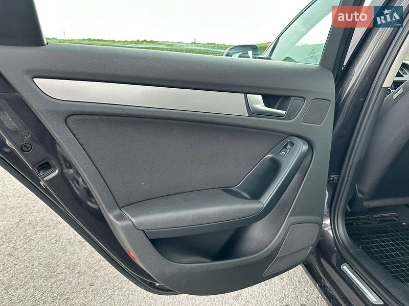 Универсал Audi A4 2010 в Львове