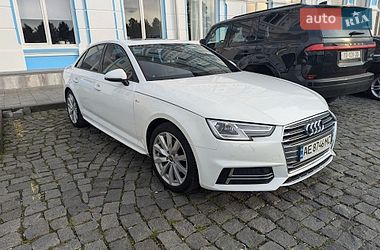 Audi A4  2017