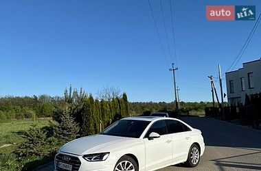 Седан Audi A4 2019 в Львові