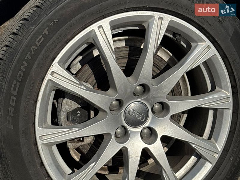 Седан Audi A4 2019 в Львові