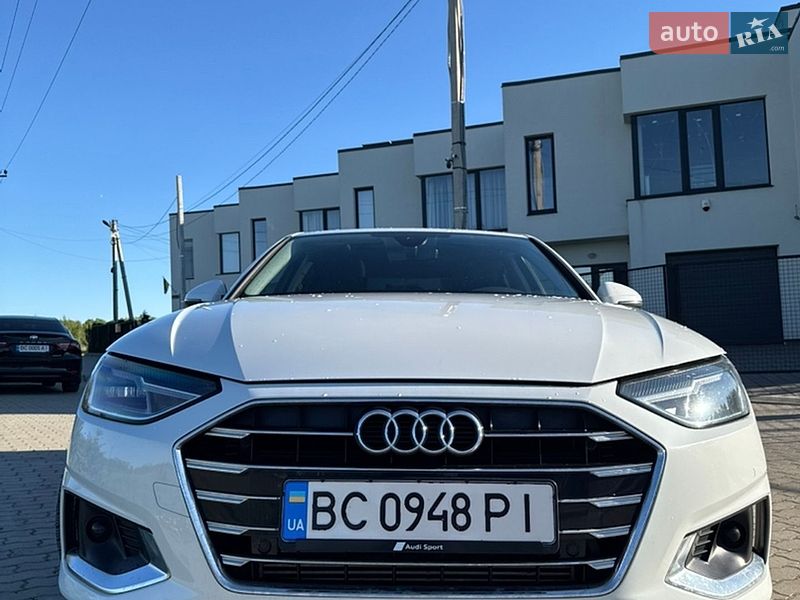 Седан Audi A4 2019 в Львові