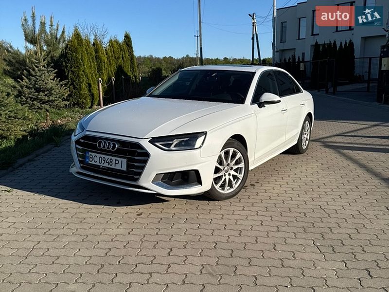 Седан Audi A4 2019 в Львові