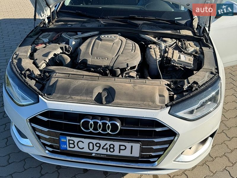 Седан Audi A4 2019 в Львові