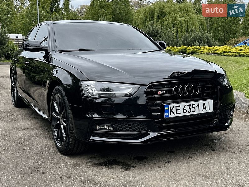Седан Audi A4 2014 в Лозовой фото 2 Седан Audi A4 2014 в Лозовой