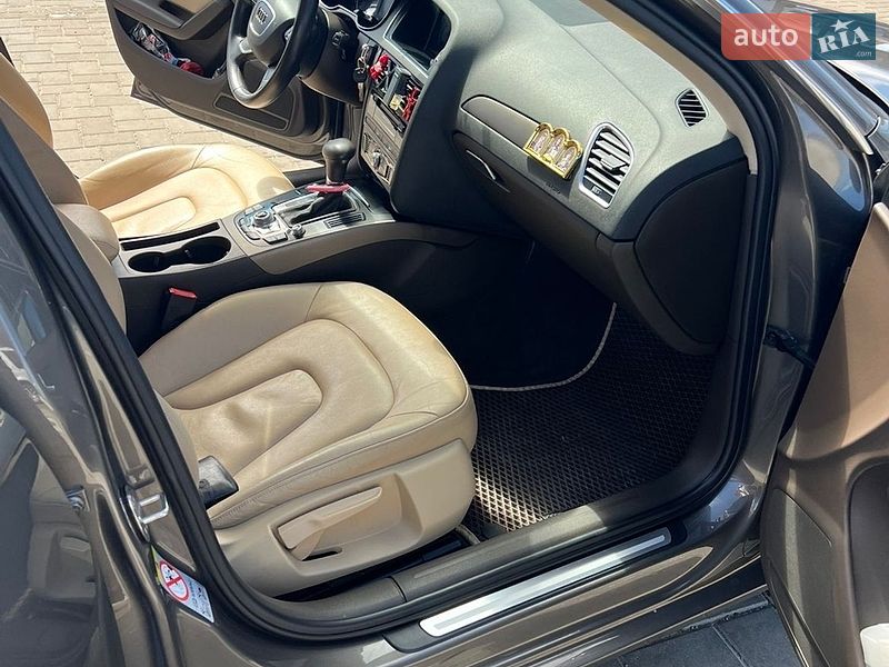Універсал Audi A4 2013 в Чернівцях