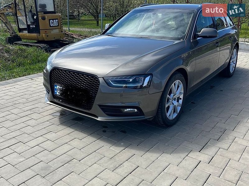 Універсал Audi A4 2013 в Чернівцях