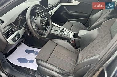 Седан Audi A4 2018 в Львові