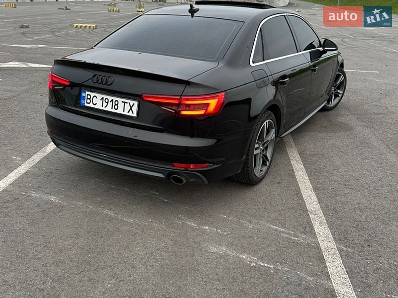Седан Audi A4 2017 в Львове