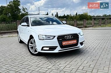 Audi A4  2012