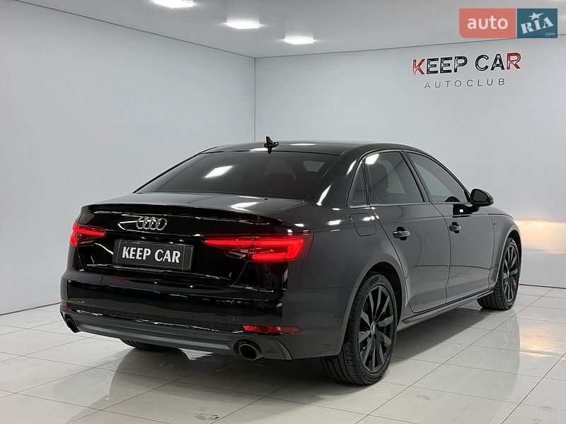 Седан Audi A4 2017 в Одесі