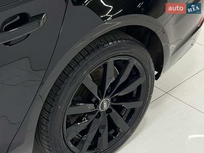 Седан Audi A4 2017 в Одесі