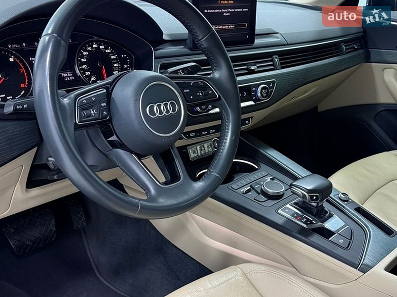 Седан Audi A4 2017 в Одесі