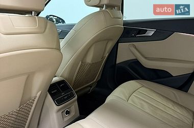Седан Audi A4 2017 в Одесі
