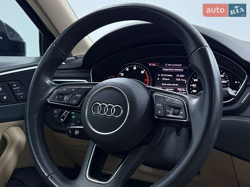 Седан Audi A4 2017 в Одесі