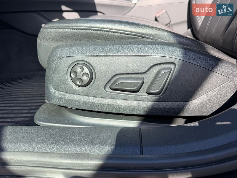 Седан Audi A4 2016 в Чернівцях фото 12 Седан Audi A4 2016 в Чернівцях