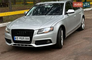 Audi A4  2011