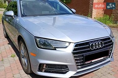 Audi A4  2019
