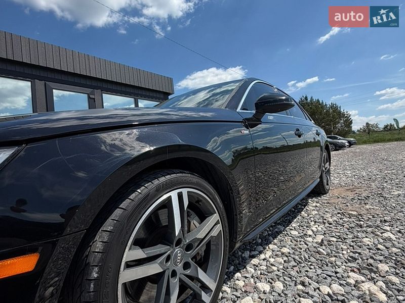 Седан Audi A4 2017 в Львові