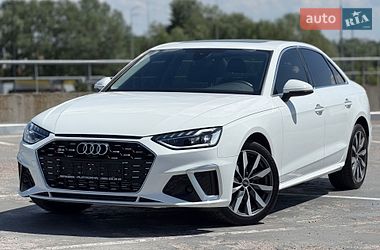 Audi A4  2022