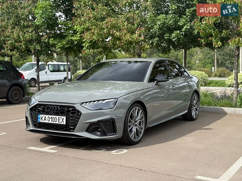Седан Audi A4 2021 в Києві