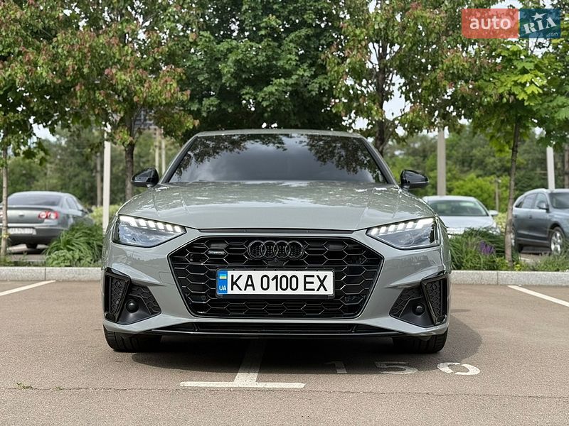 Седан Audi A4 2021 в Києві