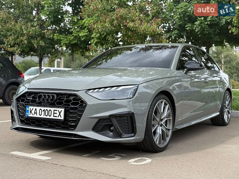 Седан Audi A4 2021 в Києві
