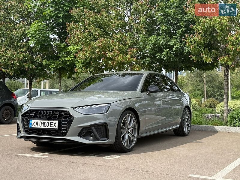 Седан Audi A4 2021 в Києві