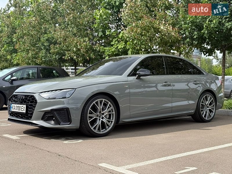 Седан Audi A4 2021 в Києві