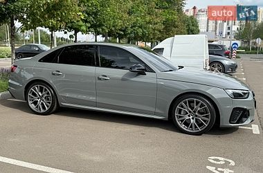 Седан Audi A4 2021 в Києві