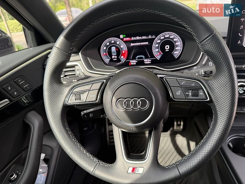 Седан Audi A4 2021 в Києві